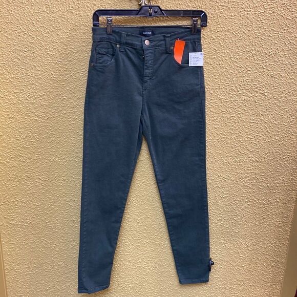 Karen Kane jeans  - Picture 1 of 3